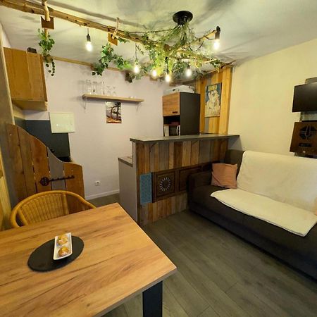 L'Echappee Belle A L'Etang D'Anty -Appartement Saint-Nabord Rum bild